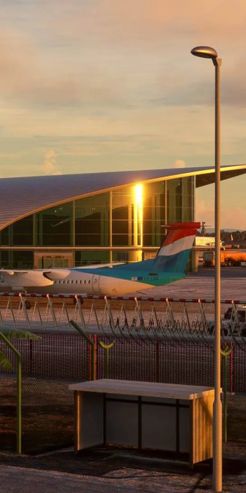 Mother with toddler using nursing room at Valencia Airport