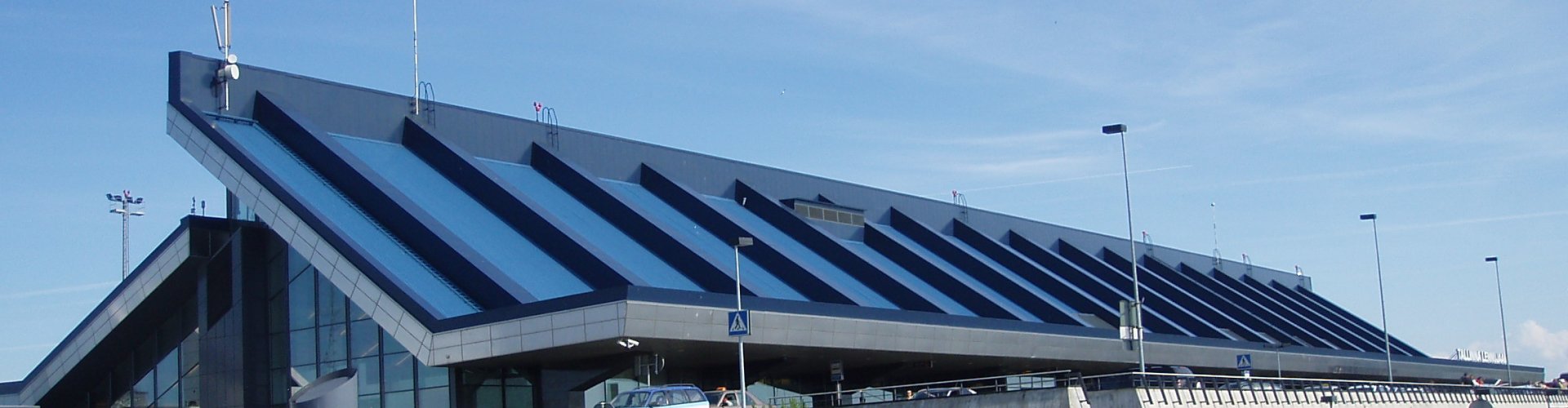 Family arrivals at Lennart Meri Tallinn Airport, EE Airport