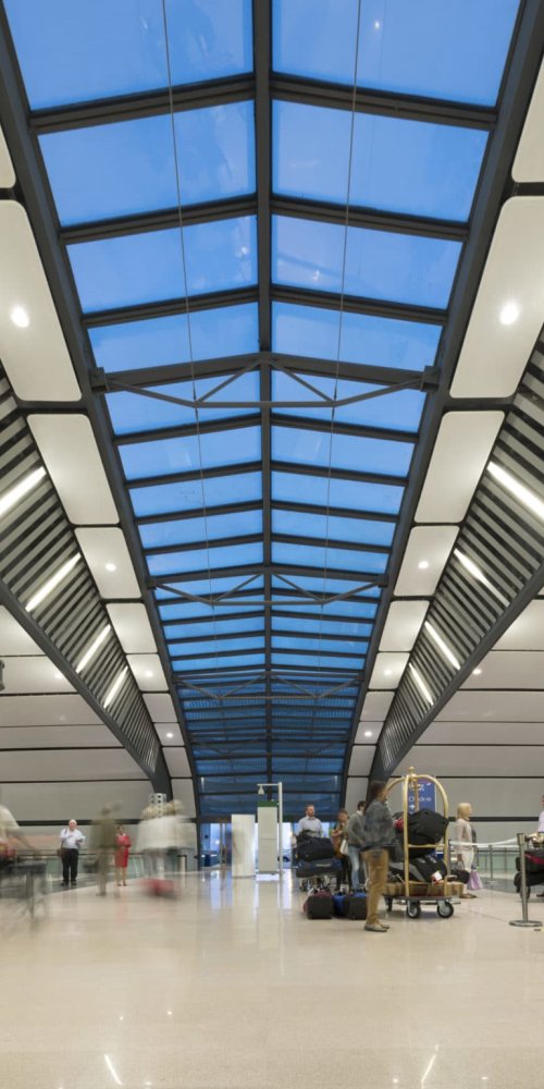 Quiet corner with child at Mauritius - Sir S Ramgoolam Airport