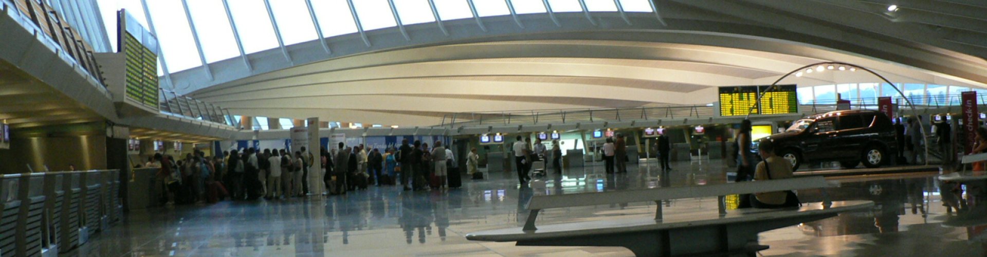 Family arrivals at Bilbao Airport, ES Airport