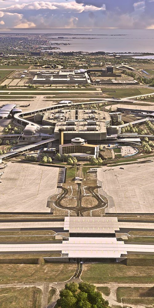 Family walking in Tampa Intl Airport during off-peak hours
